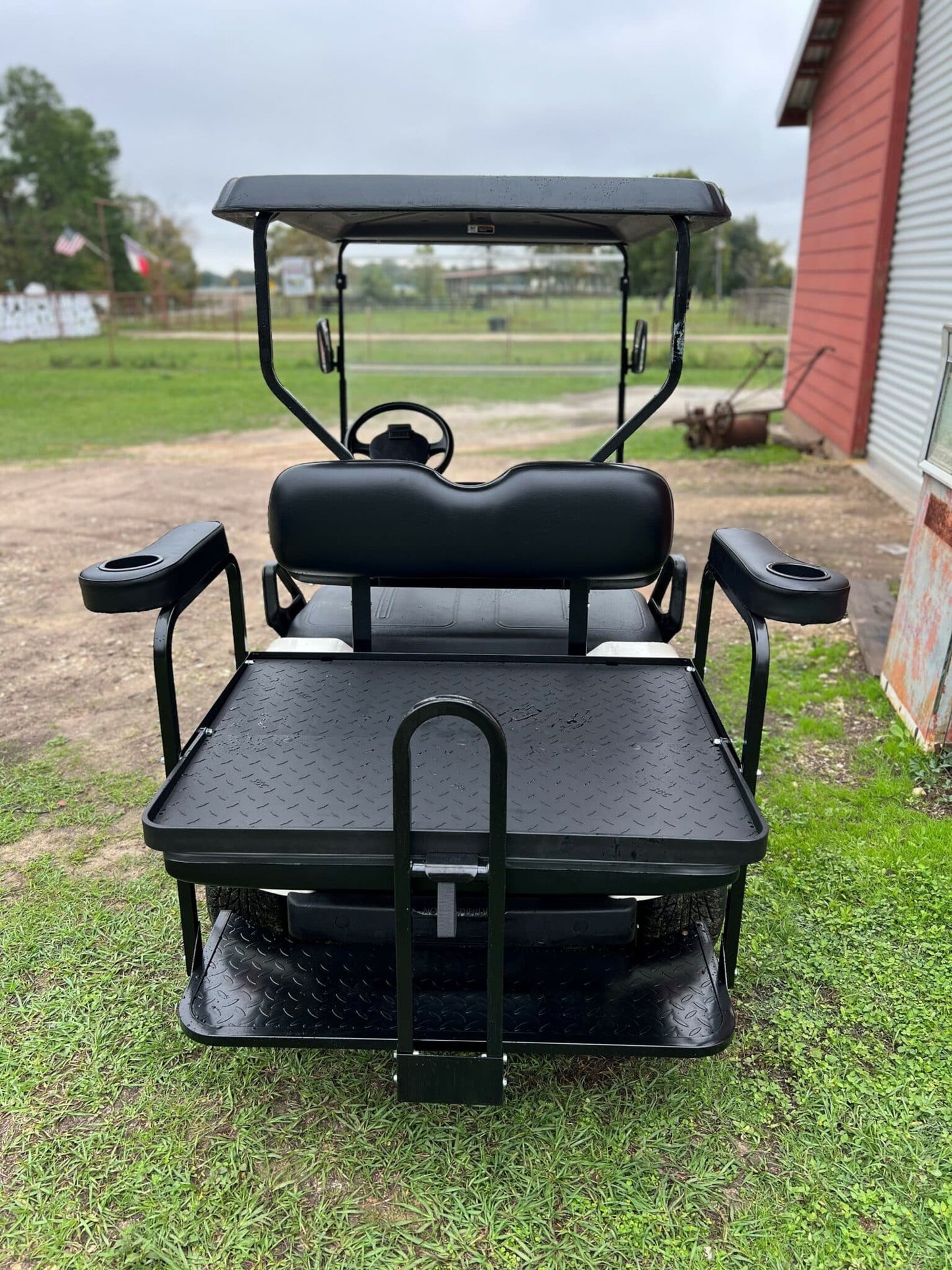 https://dealers.steelenggolfcart.com/wp-content/uploads/2023/10/Nomad-seat-kit-open-scaled.jpg